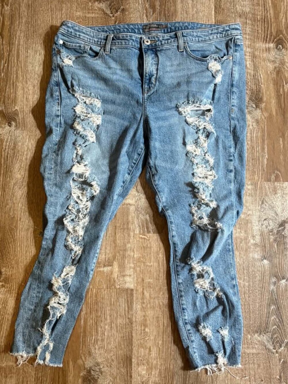 Torrid Destressed size 18R Denim Jeans